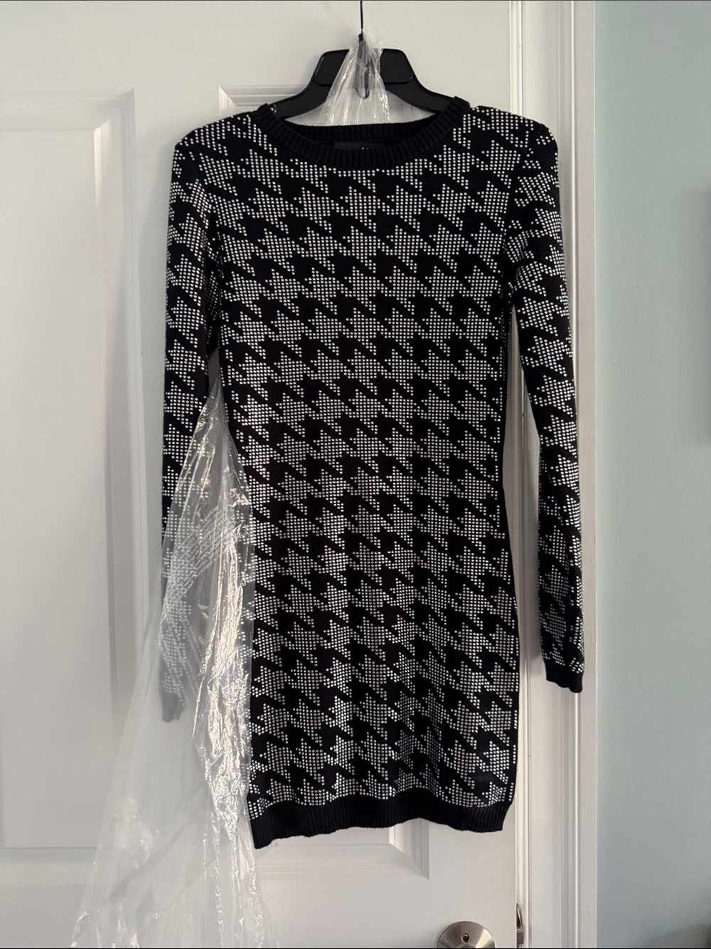 Retrofete Black & White Houndstooth Long Sleeve Knit Dress